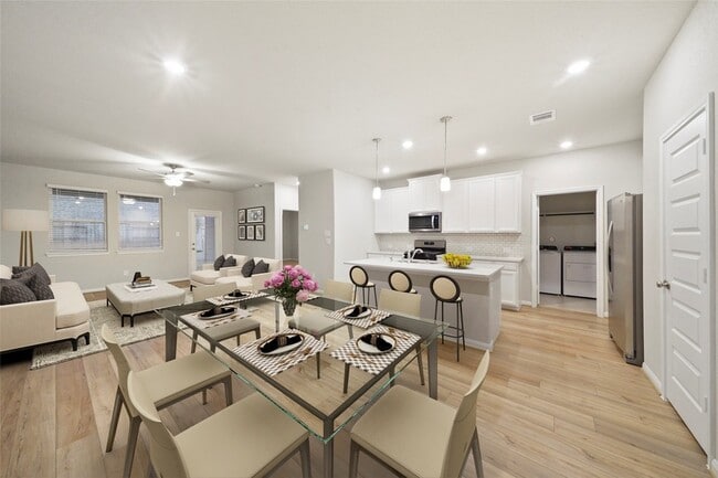 Building Photo - 18516 Amber Pine Ct