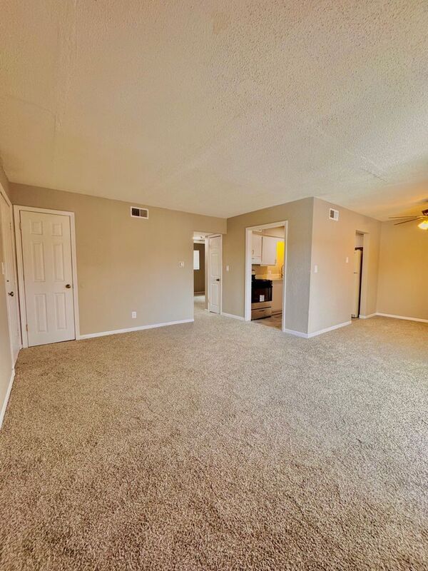 Building Photo - 1908 N 77th St