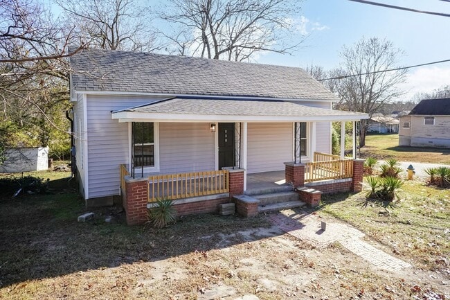 Photo - Renovated Two bedroom Home!