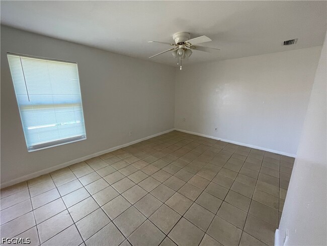 Photo - 2305 SE 6th Ln