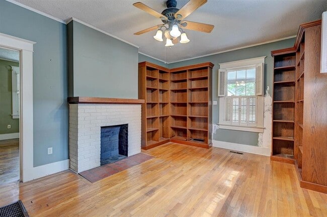 Photo - 1999 Peabody Ave