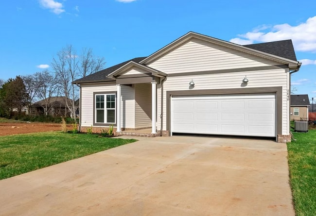 Photo - 2640 Cedrus Ave