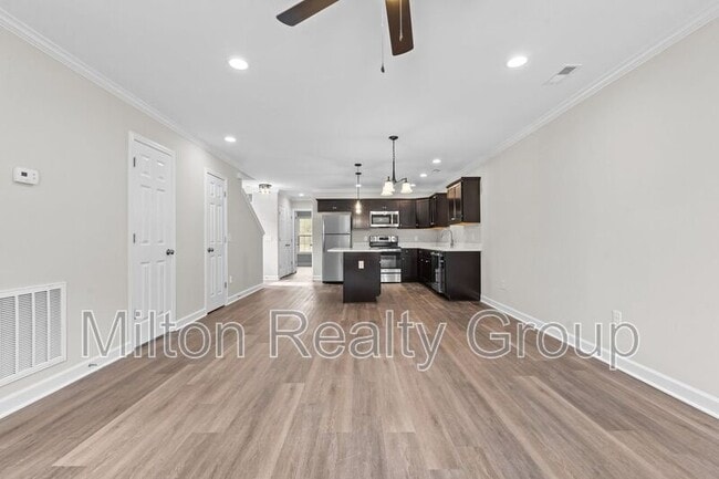 Photo - 121 Laura Ln