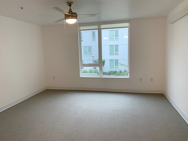 STUDIO | 1 BATH - St. Francis Park