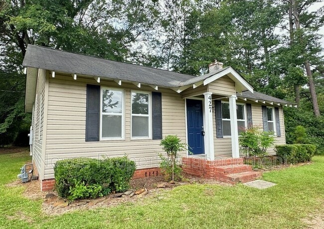 Photo - 427 Adamson Ave