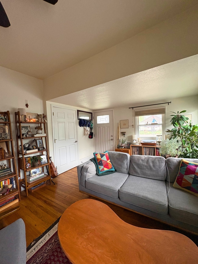 Photo - Spacious and Bright 3B Home in Longmont Available for August. Great Location!