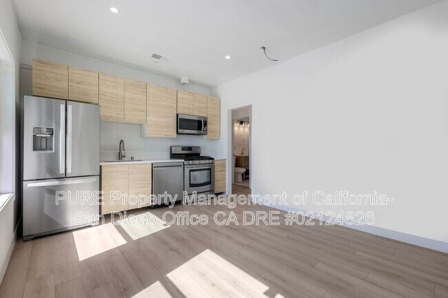 Photo - 2175 Bacon St