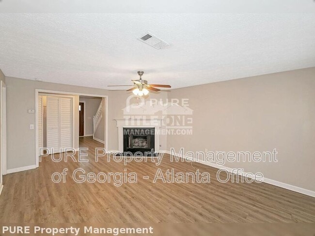 Photo - 2394 Leeward Ct