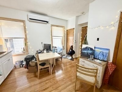 Photo - 206 Hanover St Unit 3