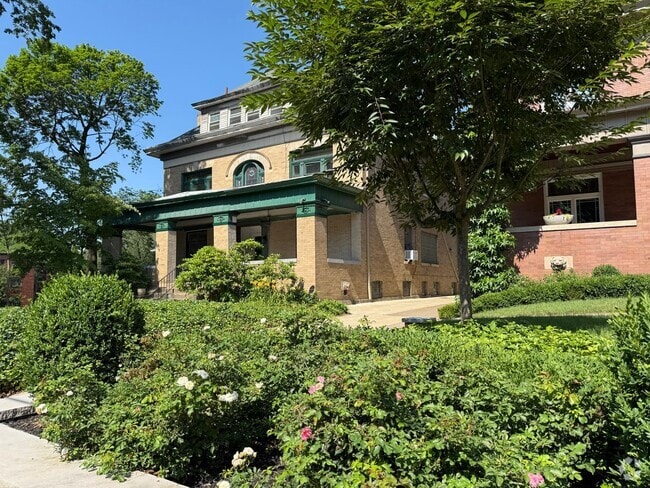 Building Photo - 1115 N Negley Ave Unit 1115 N. Negley Ave. #1 Rental