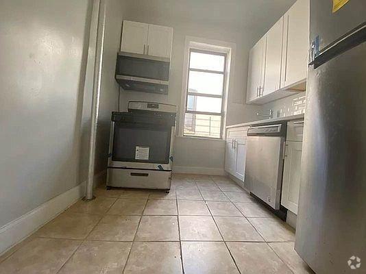 Building Photo - 2 bedroom in NEW YORK NY 10032 Unit 17 Rental