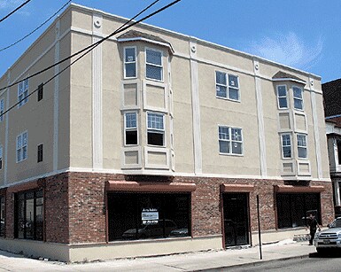 Photo - 360 Monroe St