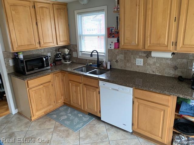 Photo - 3921 Custer Ave