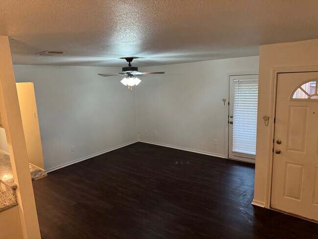 Living Room - 203 San Angelo Ave