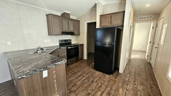 Photo - 2233 E Maywood St