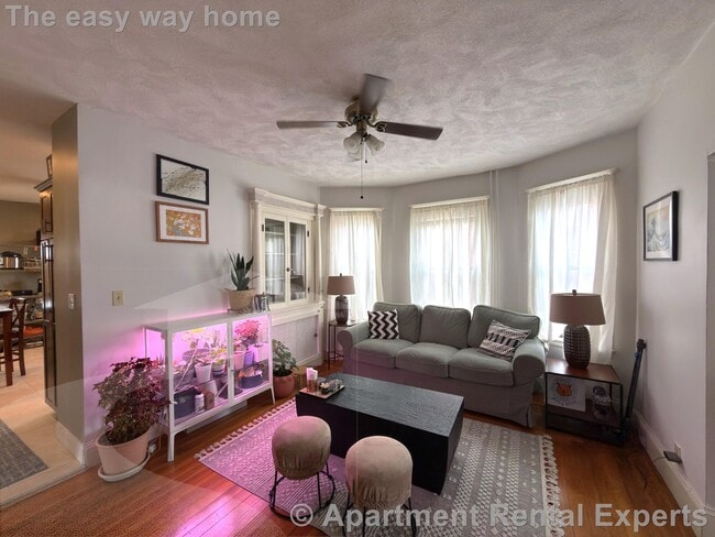 Photo - 9 Amaranth Ave Unit #1