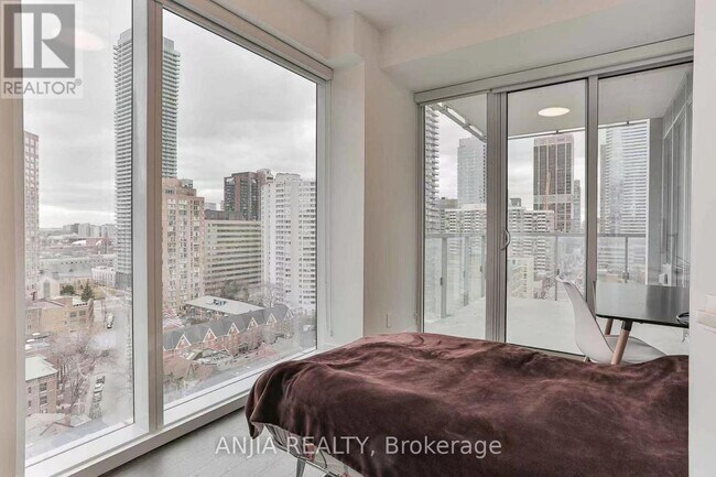 Photo - 1 Gloucester St Unité 1716