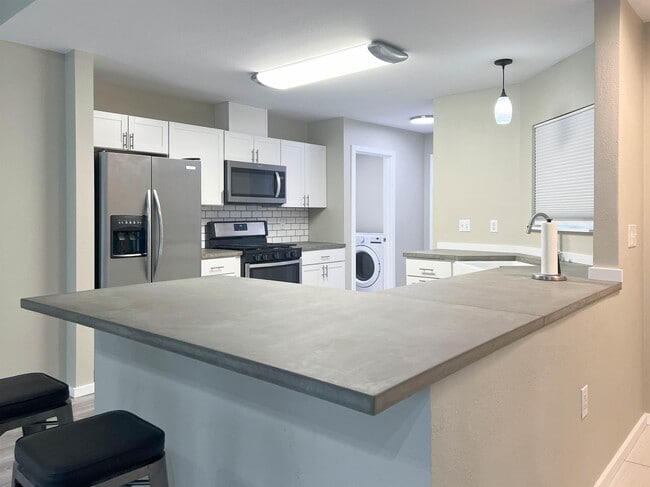 Photo - 17416 Adams Ln