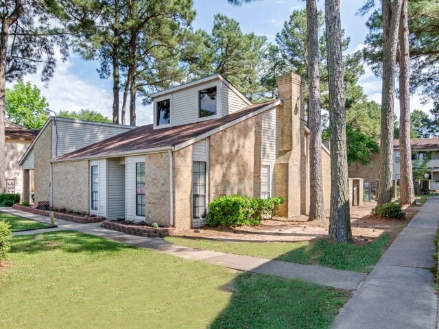 Photo - Country Club Place