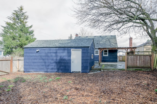 Photo - 5130 N Yale St