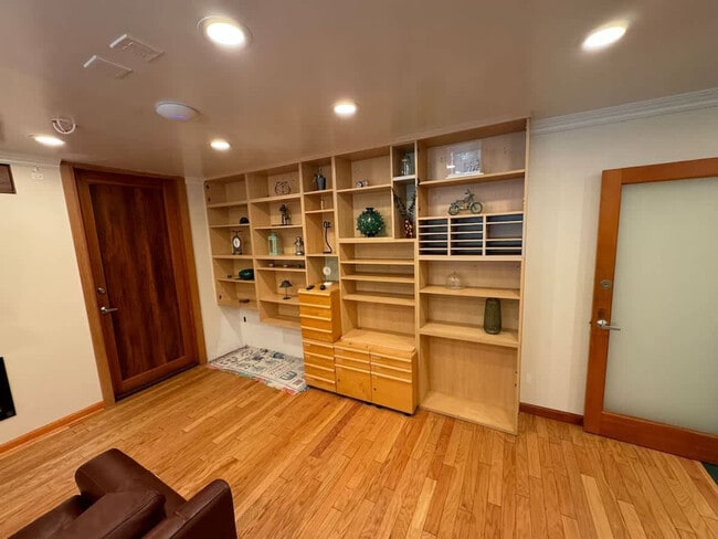 Photo - 3148 College Ave Unit ID1309745P