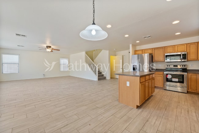 Photo - 41166 W Sanders Way