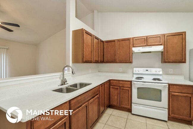 Photo - 2689 Windsor Heights St