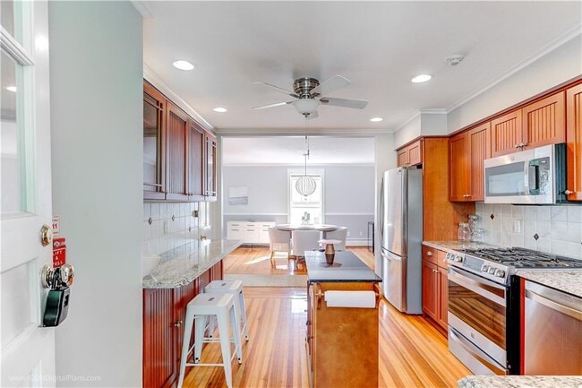 Photo - 32 Catherine St Unit B