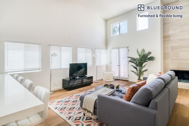 Photo - 24 Catamaran St Unidad FL0-ID1149