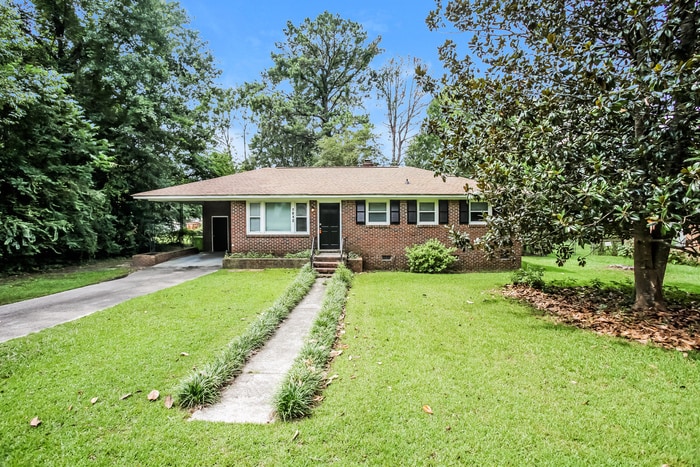 Photo - 7812 Burdell Dr House