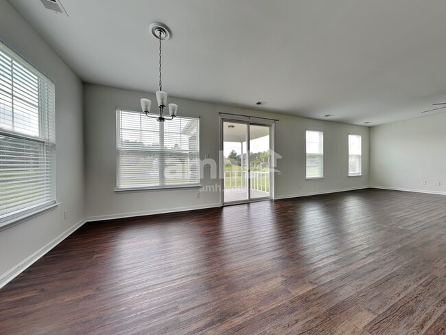 Photo - 103 Westover Dr