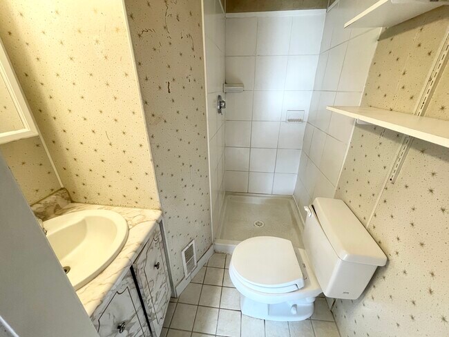 Photo - 105 Buttonwood St Unit 2