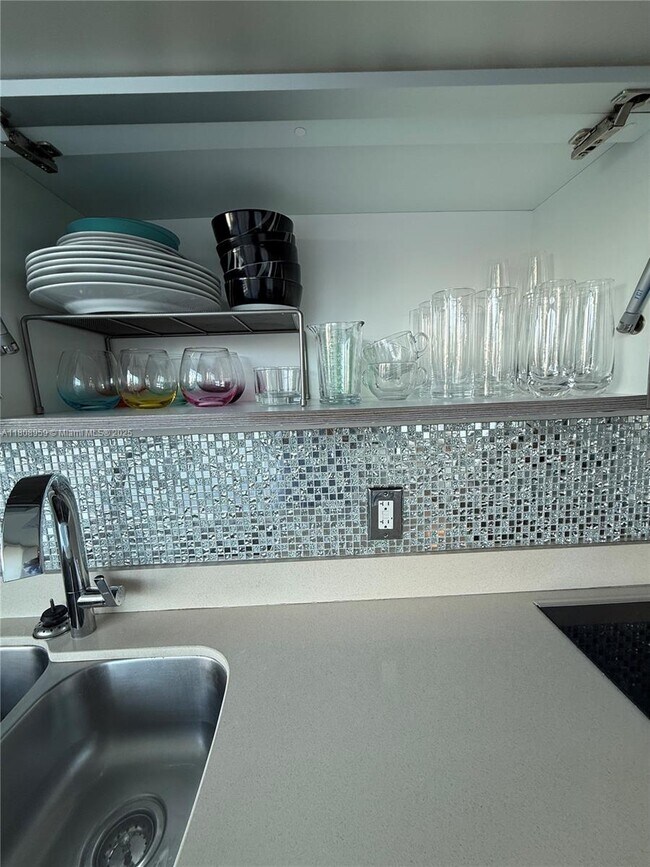 Photo - 6700 Indian Creek Dr Unit 401