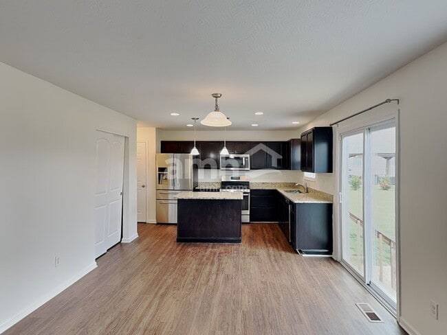 Photo - 122 Faulkner Dr