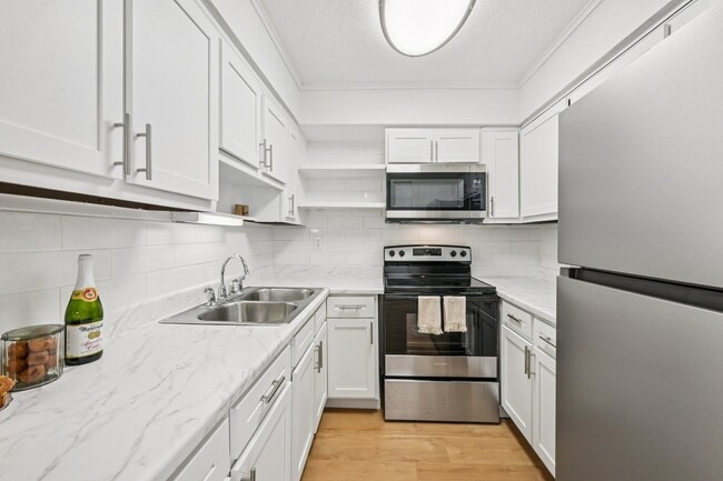 Raccoon Creek Apartments