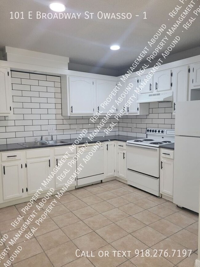 Photo - 101 E Broadway St Unidad 1