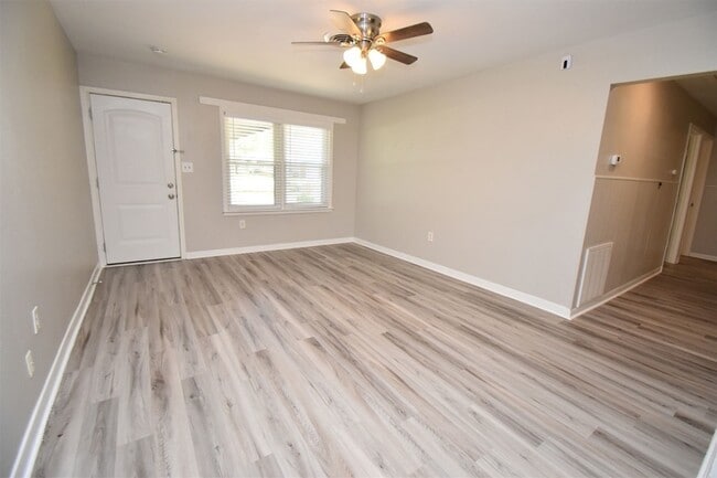 509 David Ave