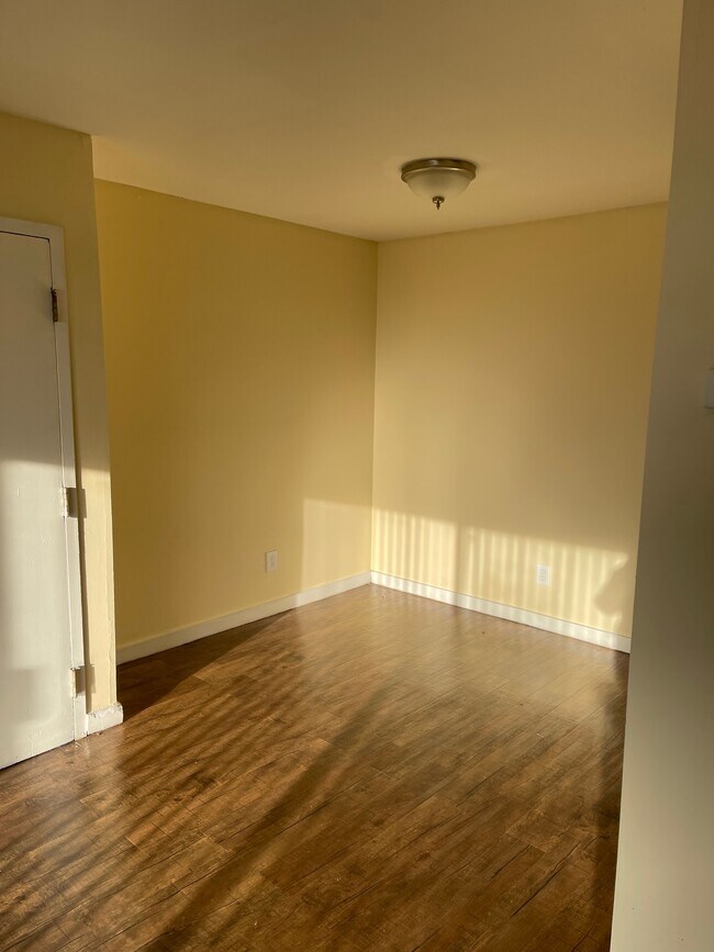 Photo - 1513 Hobson Dr