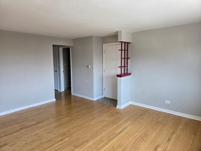 Photo - 4712 N Olcott Ave Unit 2W