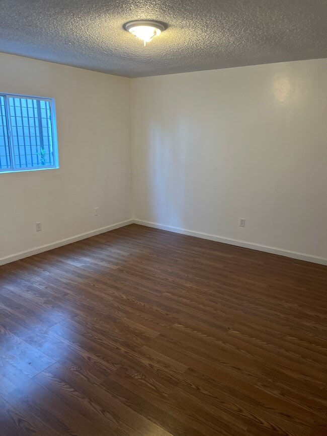 Photo - 1308 Flower St Unidad A