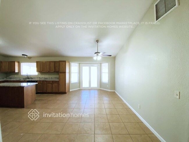 Photo - 708 W Nopal Pl