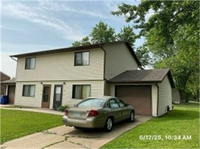 Building Photo - 757-757 Prairie Ridge Rd Unit 757 Prairie Ridge