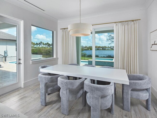 Photo - 1448 10th St N