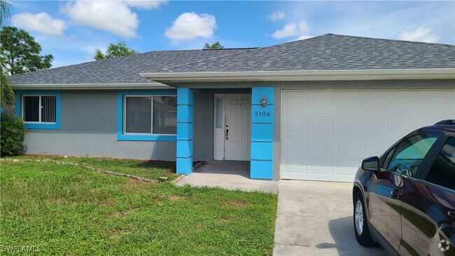 Building Photo - 3106 10th St W Rental