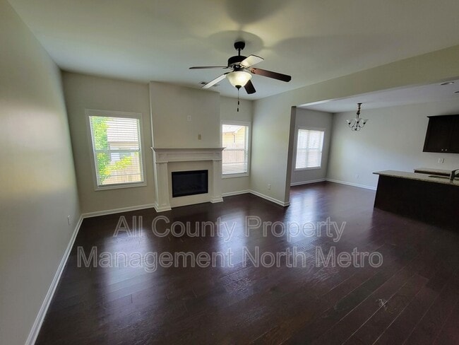 Photo - 538 Broughton Dr