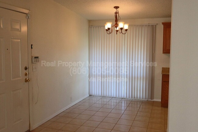 Photo - 2707 63rd St