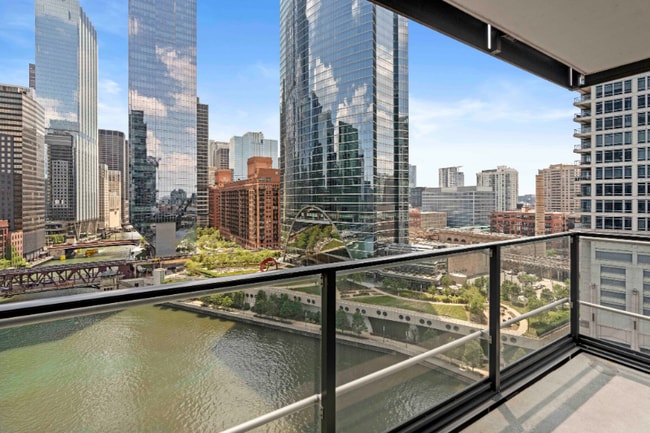 Building Photo - 340 W Wolf Point Plaza Rental