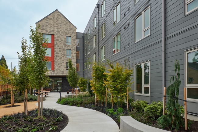 Photo - Buri Building