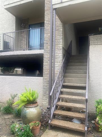 Building Photo - 4777 Cedar Springs Rd Unit 5B