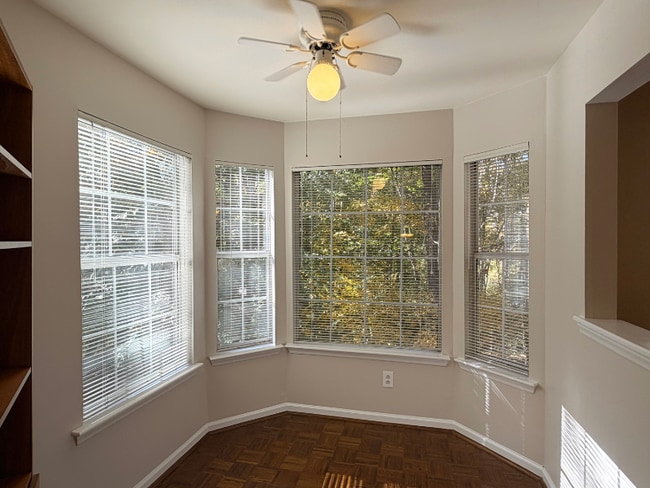 Photo - 6140 Gray Gate Ln Unidad E